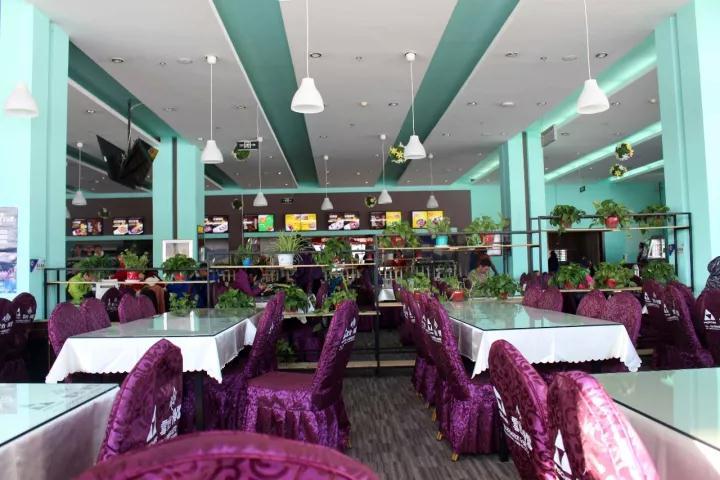 怪坡滑雪场最新视频,怪坡滑雪场今天人多不