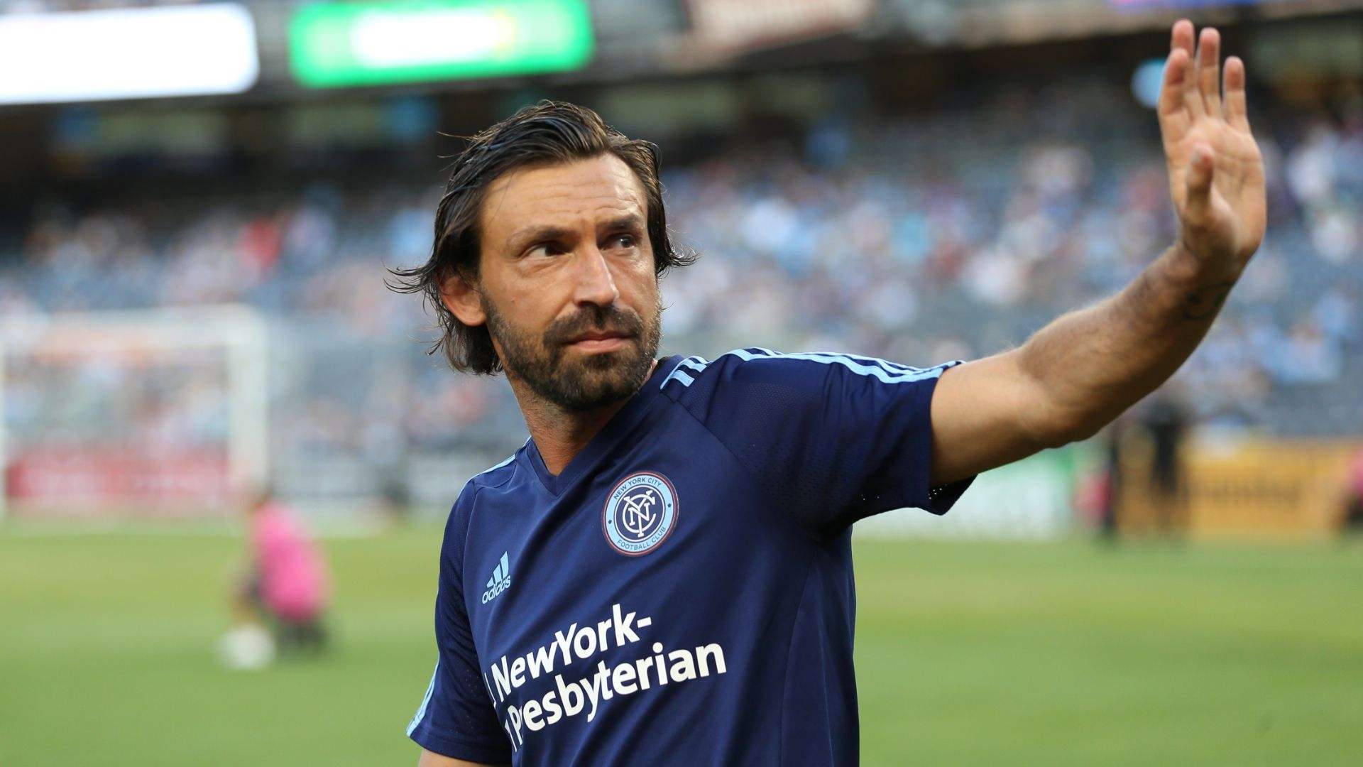 天下足球十佳进球c罗,梅西c罗小罗大罗过人集锦