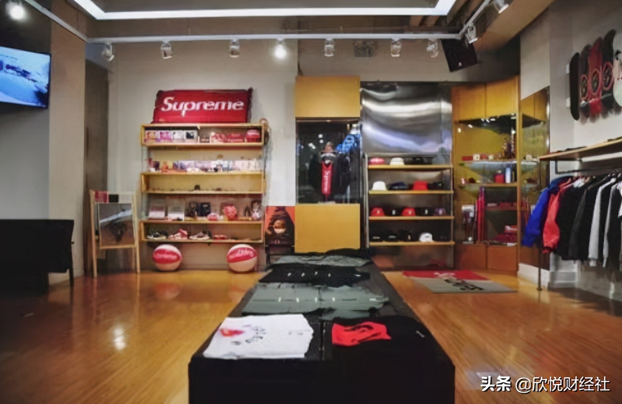 网店与实体店内的衣服的区别？服装厂给出答案：关键在于这3点