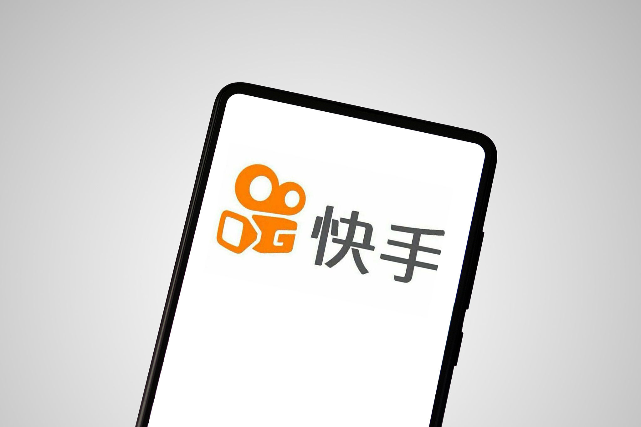 快手春晚撒币10亿，只是花了那么多钱发红包真的有用吗？