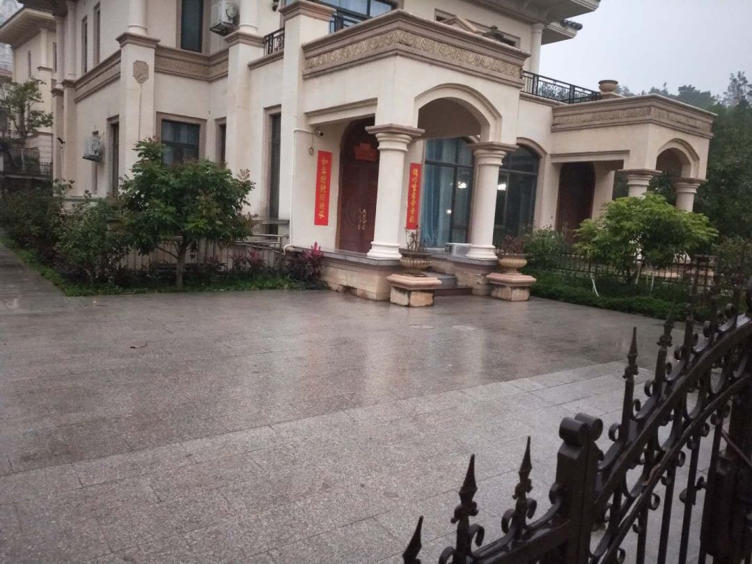 诈骗30万元房子一套判刑案例,租豪车诈骗案