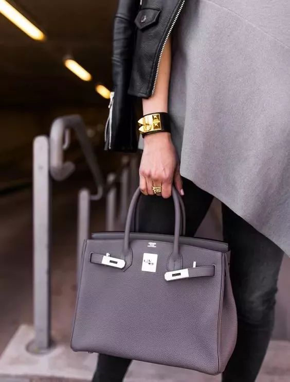 精致女孩一生必备的30个包包,精致女孩包包里必备好物