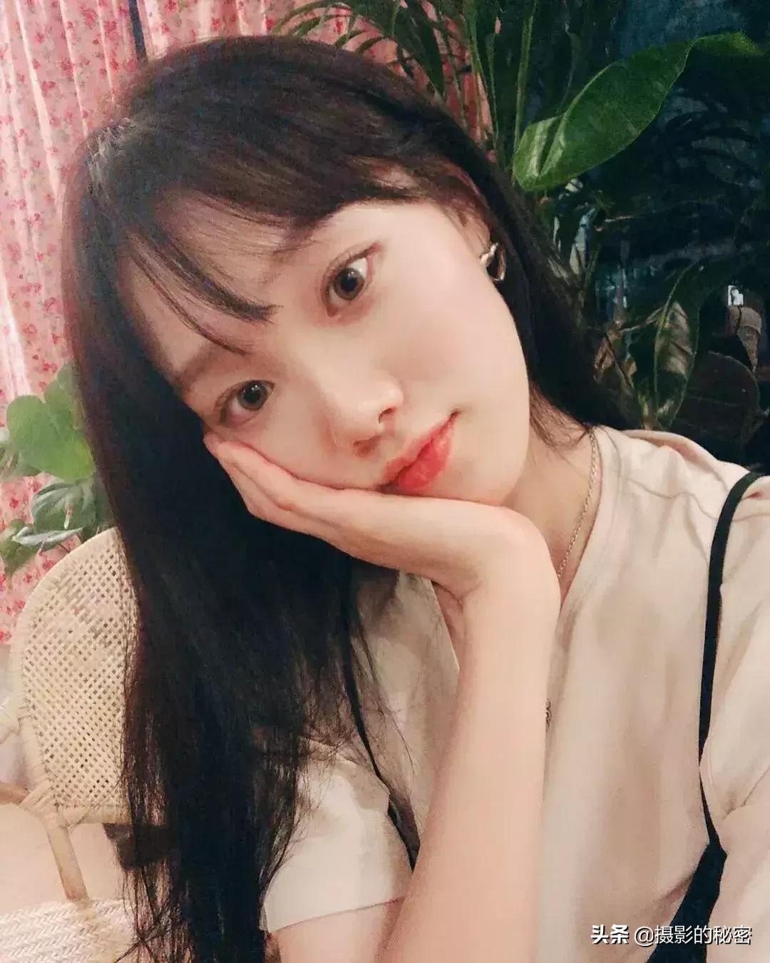 李圣经气质魅力的长腿女神,李圣经黑色一字肩身材