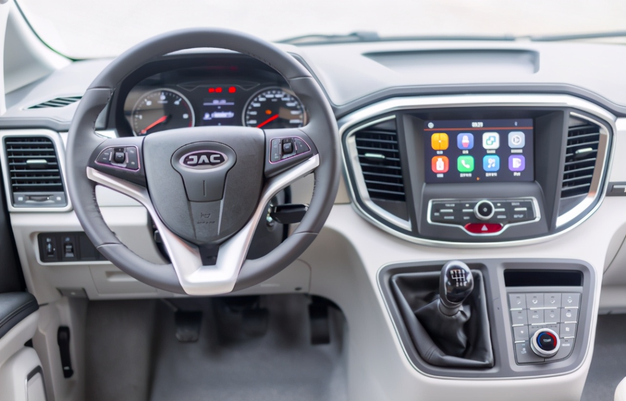 江淮瑞风m4尺寸,江淮瑞风m41.5t9座