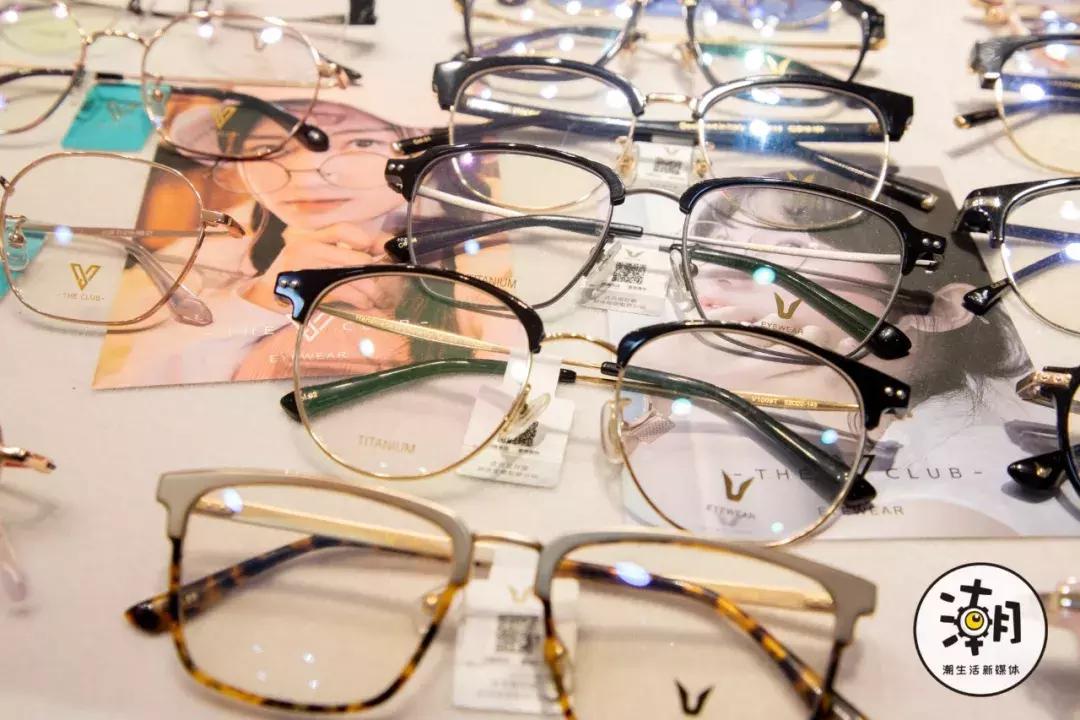 成都春熙路眼镜店100元,成都配眼镜推荐的店