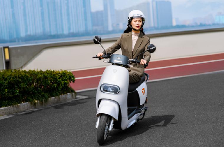 雅迪爱玛电动车实测续航,雅迪和爱玛电动车的续航比较