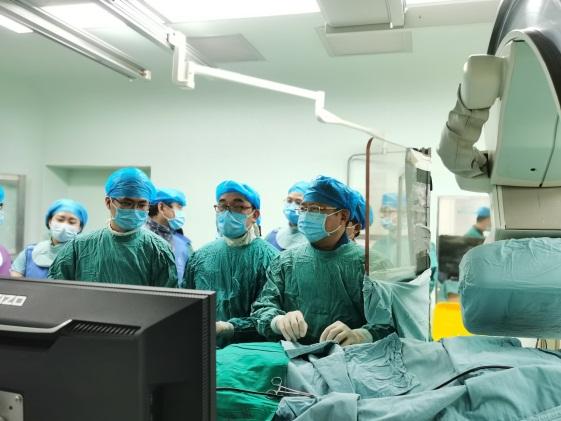 湘雅二医院完成湖南省首例心房颤动脉冲电场消融术