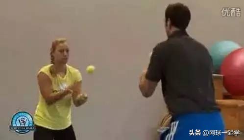 网球新手如何一个人找球感,网球球感怎么提升