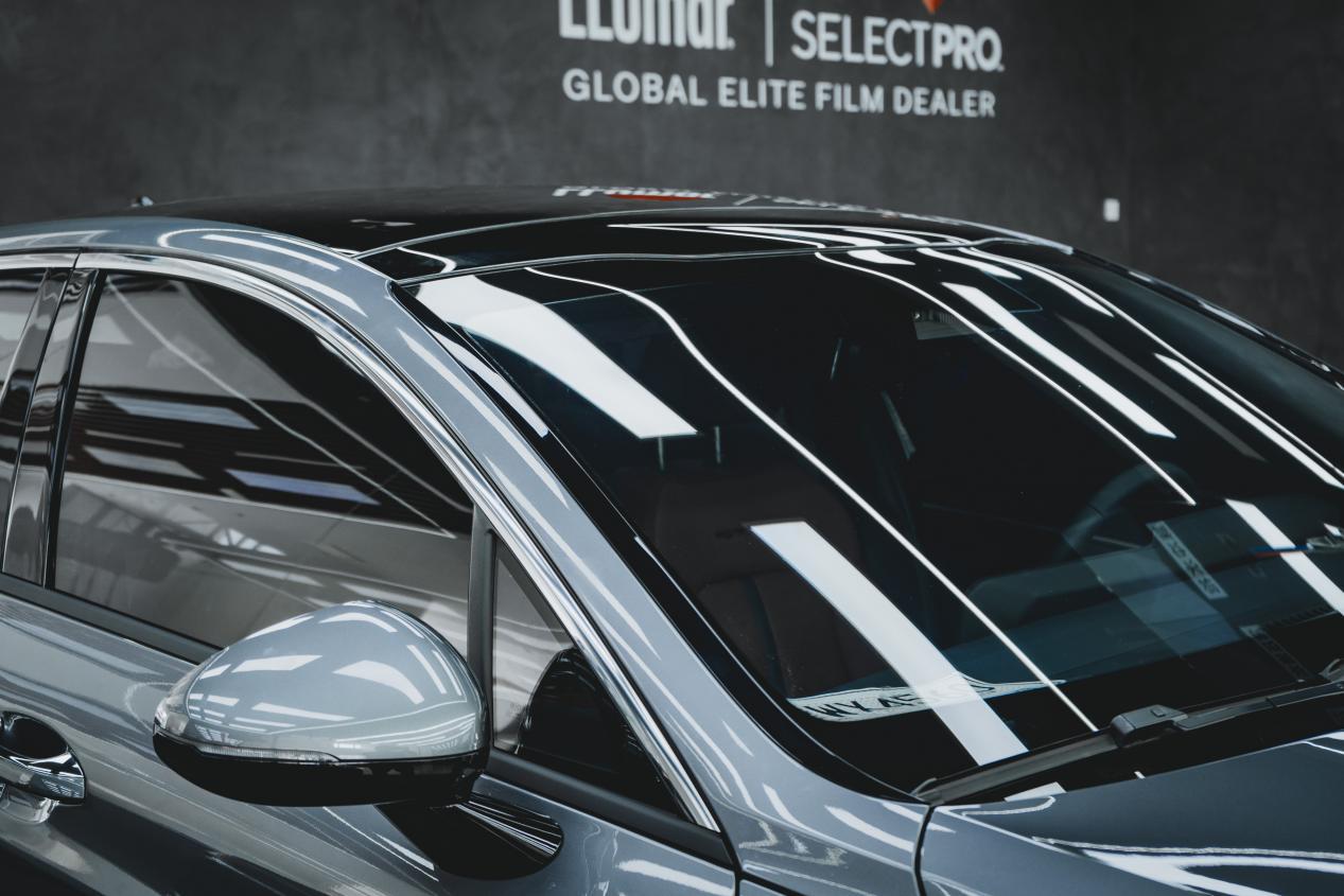 汽车窗户膜上的气泡怎么去除,汽车刚贴完窗膜后有气泡怎么解决