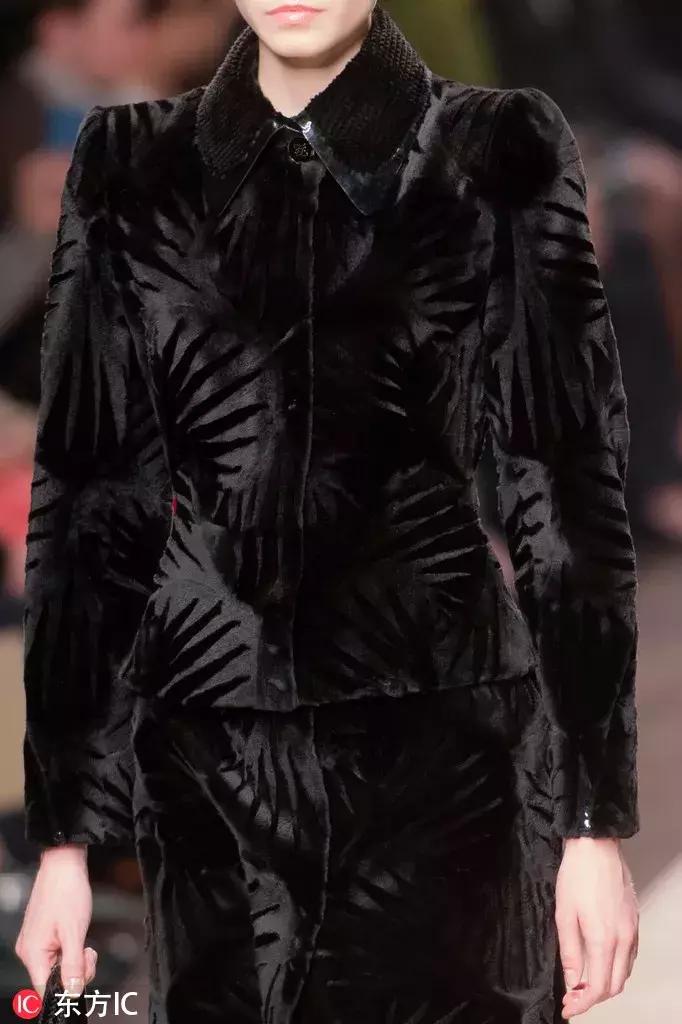 粉色打底适合什么颜色的外套,最适合女生的颜色