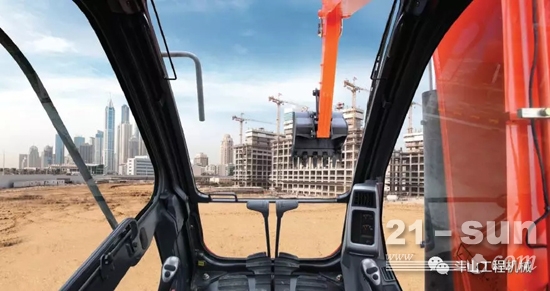 人人都讨厌的小孩,人人都瞧不起小村姑