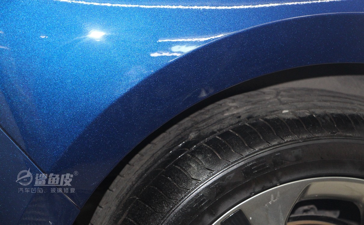 汽车门凹陷修复小窍门,郑州汽车无痕凹陷修复