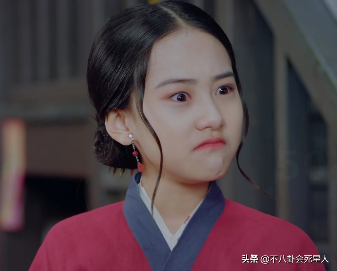 最火小童星女,童星出道的她如今18岁越来越漂亮