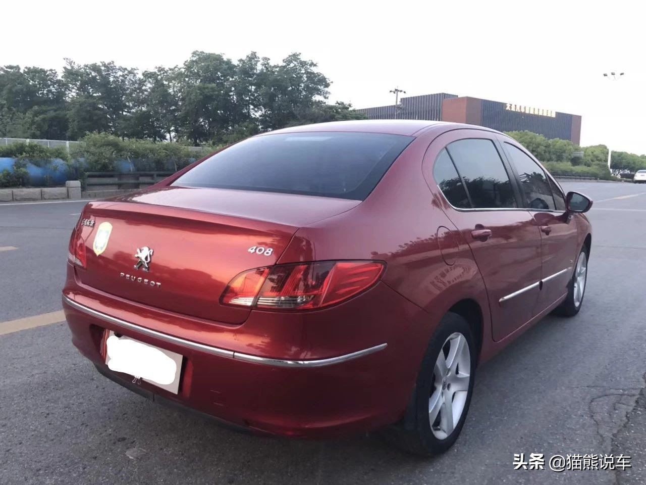 11年1.6的标致408,10年标致408手动挡二手车