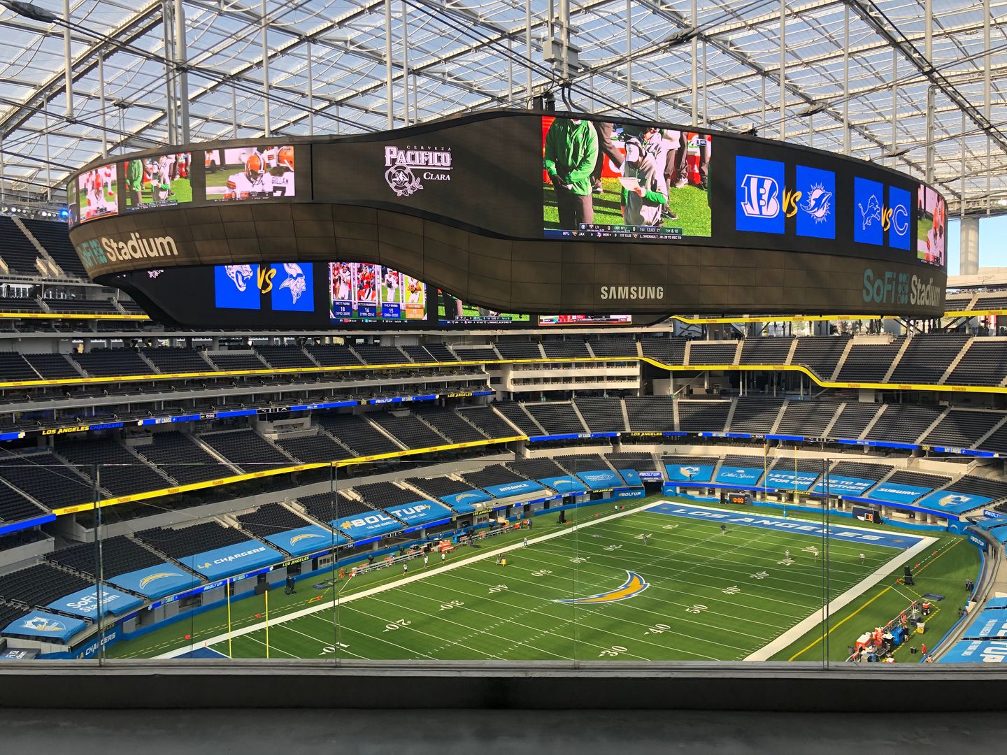 除鸟巢外国内最大的体育馆,比故宫还要宏伟的房子