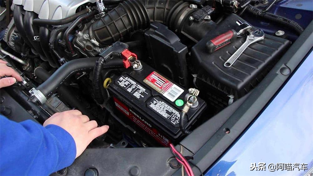 汽车到底要不要一直在4s店保养,汽车保养什么不用换