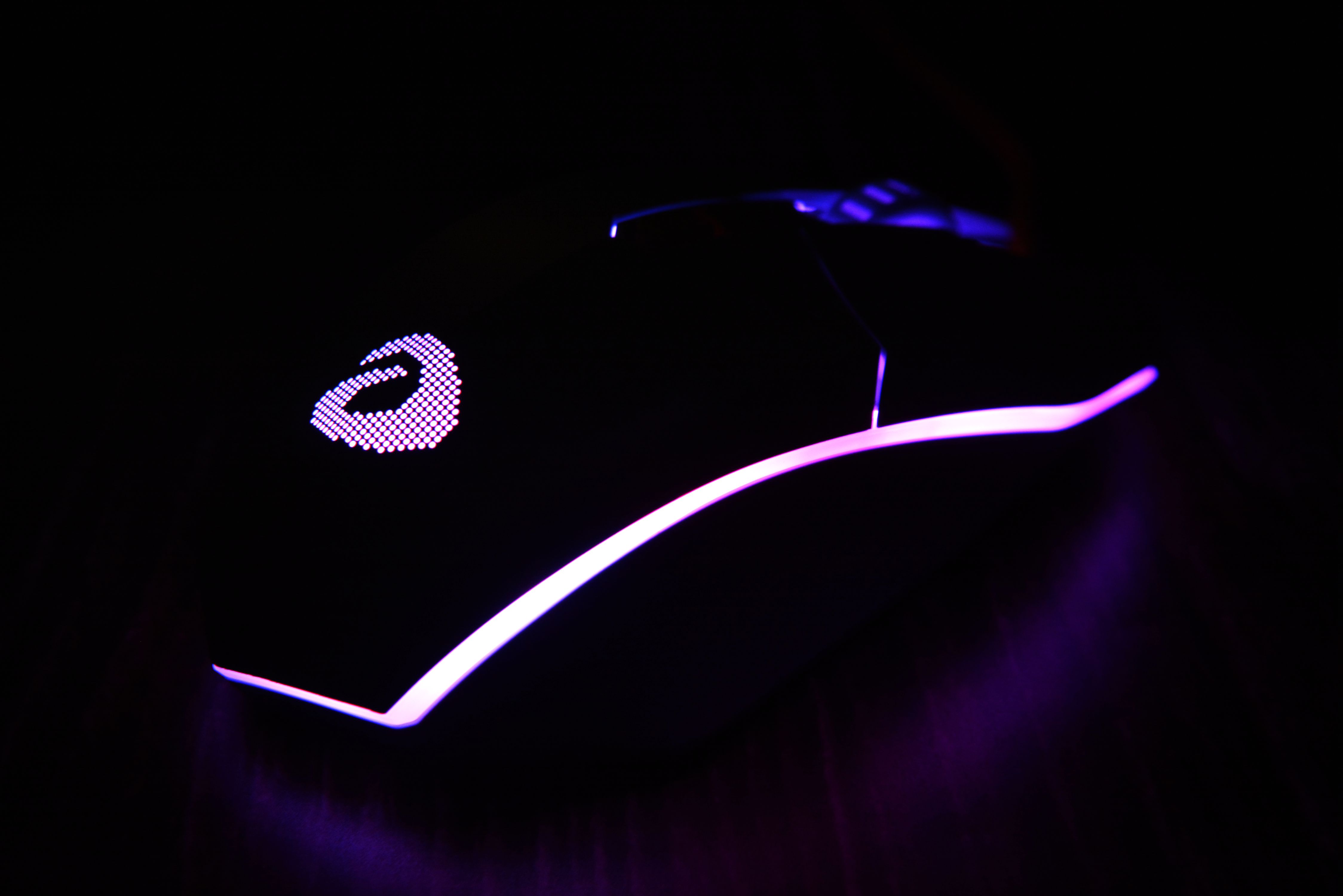 达尔优em910鼠标换微动,达尔优em910鼠标和雷蛇蝰蛇对比