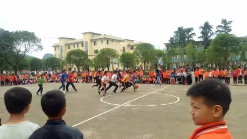 平乐源头二小视频,桂林平乐源头镇二小