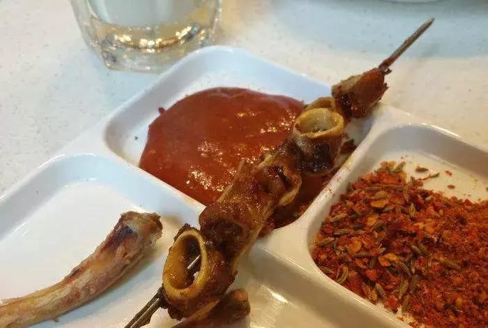 江湖上最霸气菜名,最个性的江湖菜店名