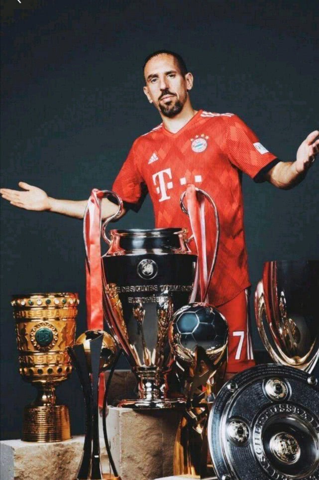 法国足球历史最佳阵容齐达内,法国队三叉戟齐达内