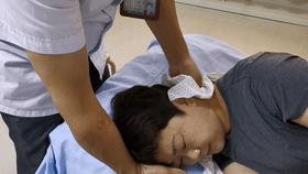 头晕颈椎病的最好治疗方法,针灸推拿拔罐能治疗颈椎病吗