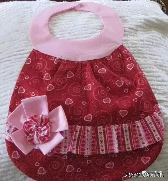 1-3岁宝宝专用围兜有袖子,宝宝布兜制作方法
