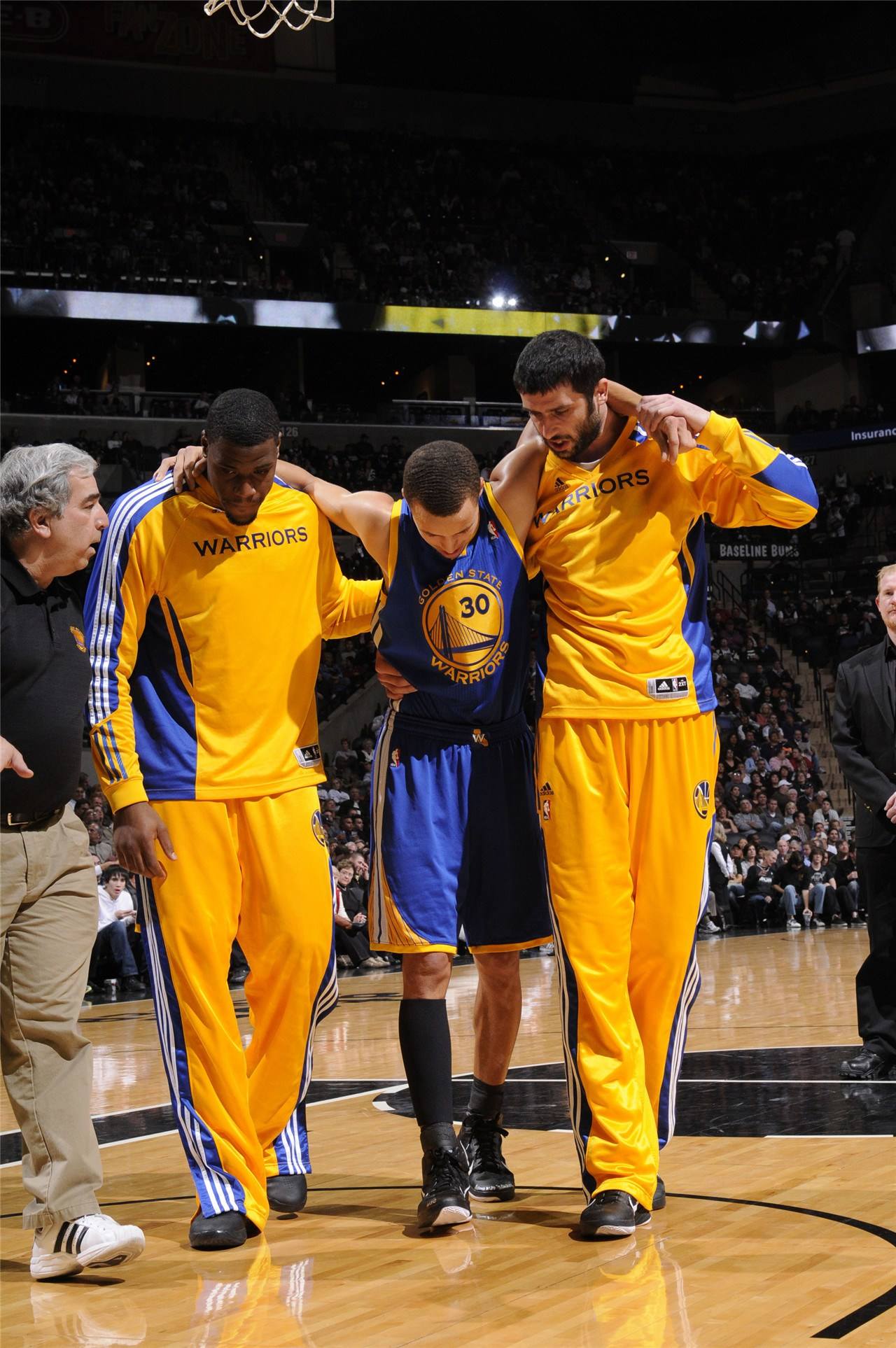 上错花轿嫁对郎袁不屈第几集出现,上错花轿嫁对郎剧情袁不屈中箭