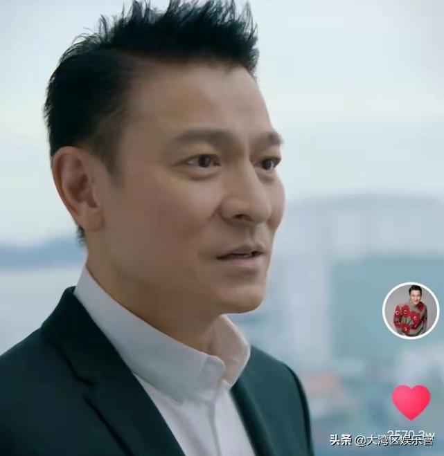 短视频平台的顶流较量：请来成龙入驻，人气能盖过刘德华吗？