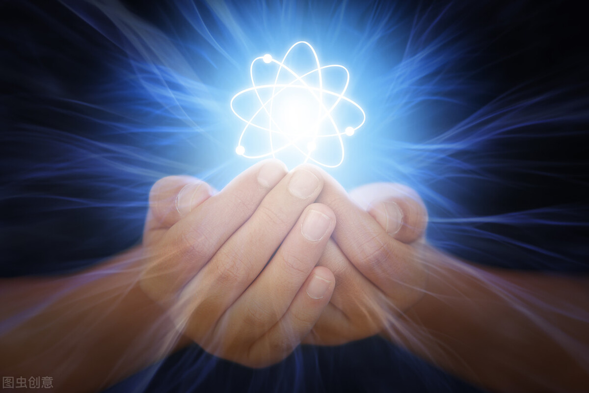 能量是无形不可见却客观存在的,有句话说每个人都存在潜在的能量