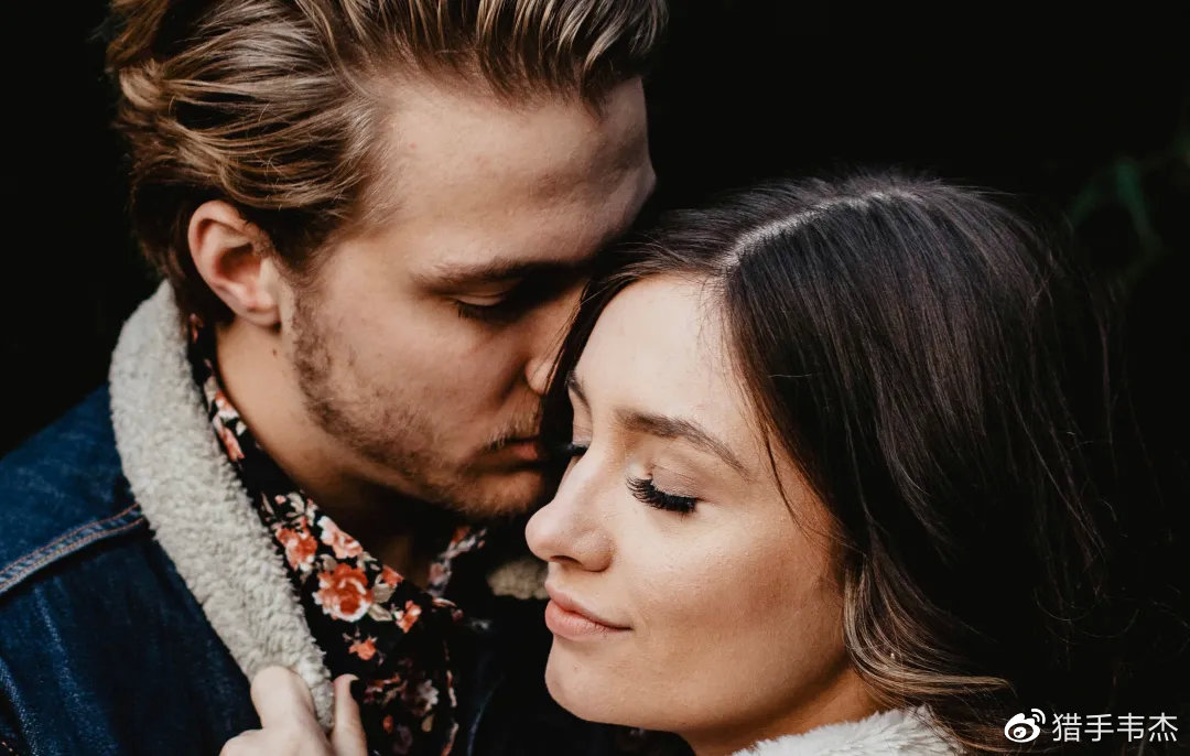 男人对女人过分关心,男人对女人不主动时如何试探