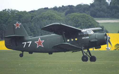 结缘中国民航的安24，相爱相杀二十六载，小飞机与民航的爱恨情仇