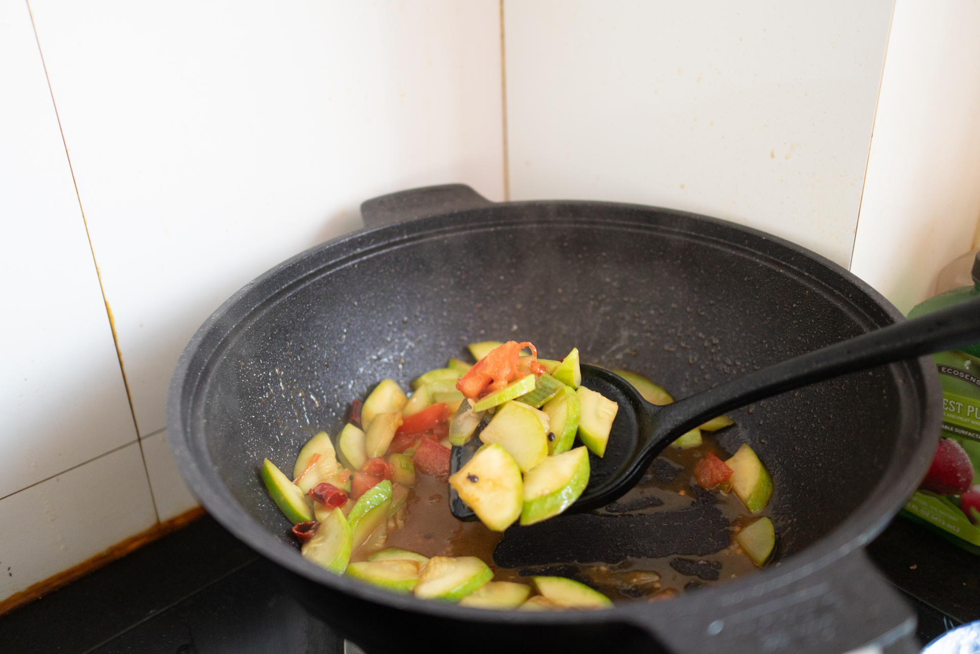 一口锅一道菜撑起了一家店,一口锅传承百年