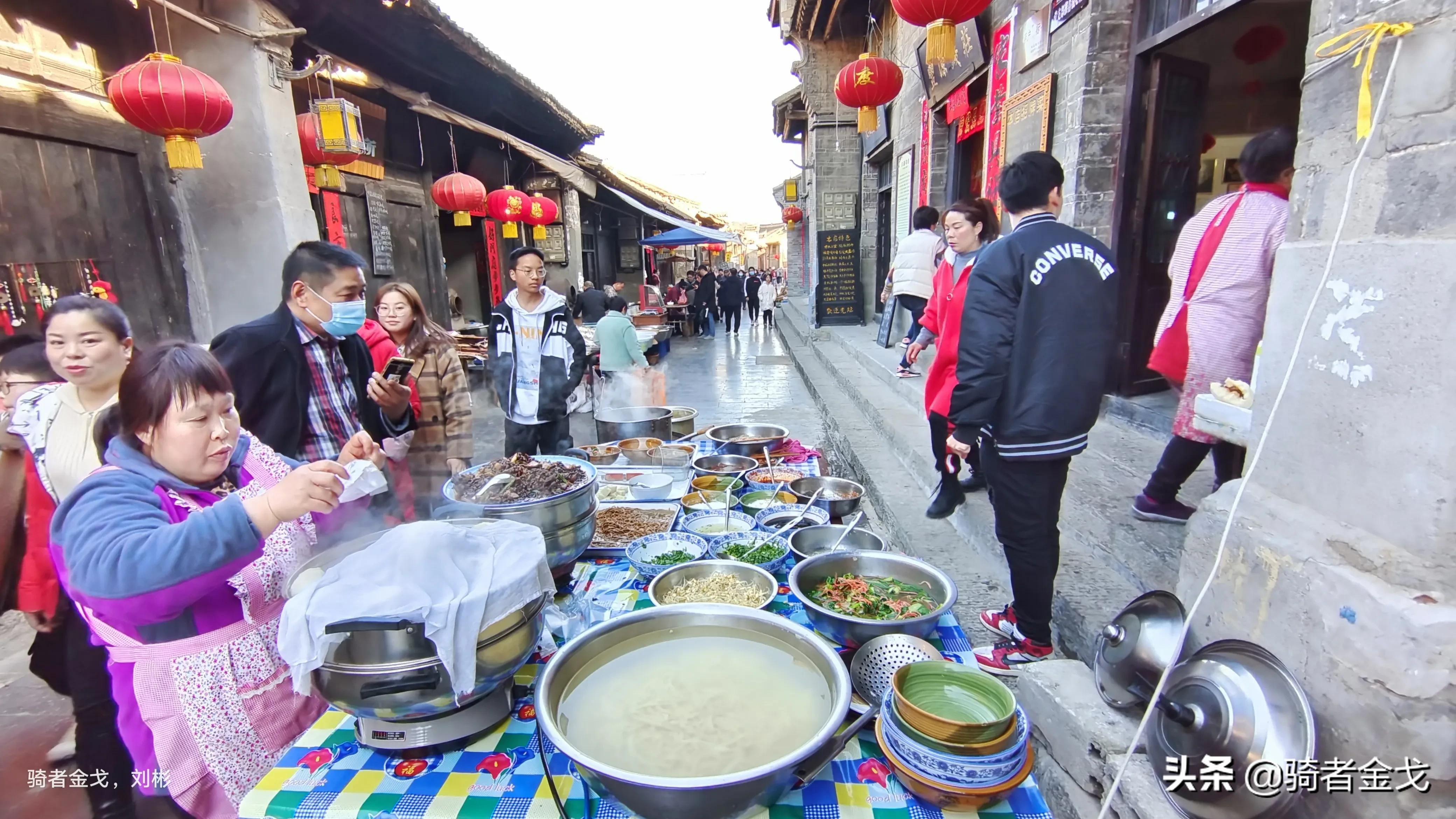 凤凰古城传说,凤凰古城沱江流过哪些地方