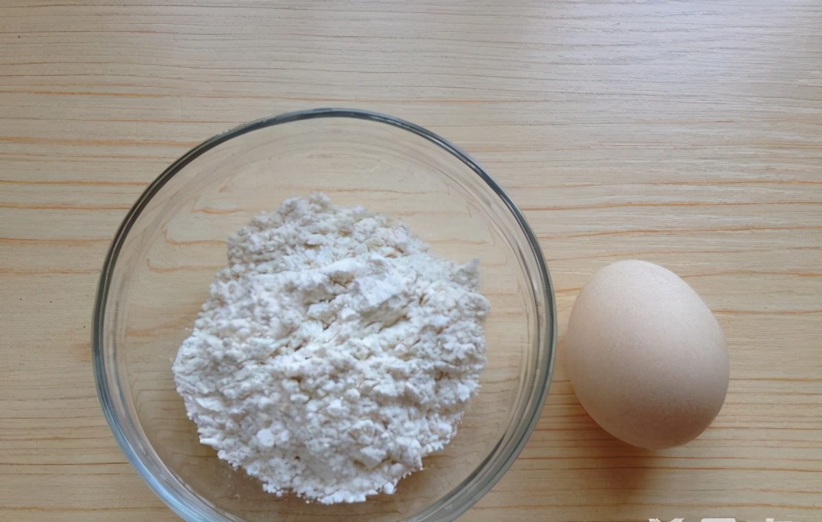 不放明矾家里炸油条蓬松的做法,蓬松酥脆大油条不加明矾健康美味