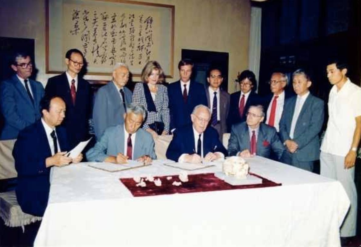 一片止疼药让博物馆头疼，该不该放弃赛克勒家族这个捐赠大户