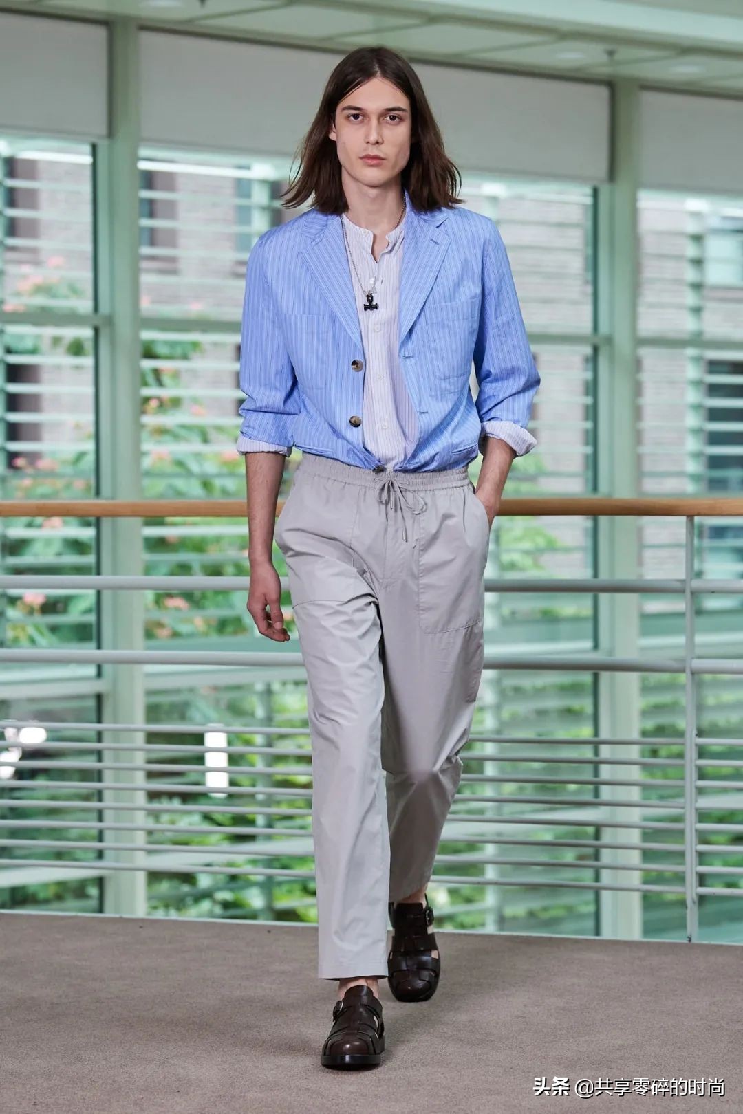 2020爱马仕春夏男装秀场,爱马仕2021男装