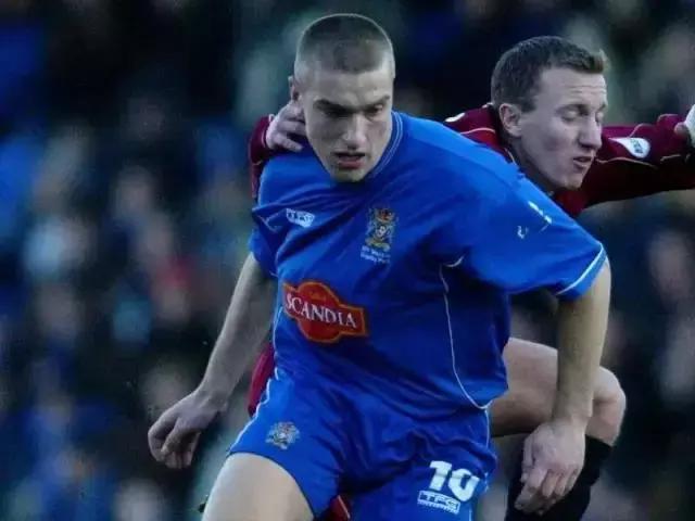 如何一夜成为网红,如何成为足球球星