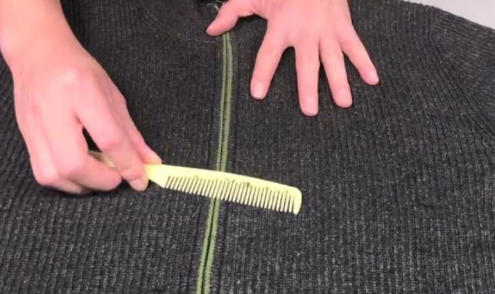 衣服起球用剃毛器也没用,衣服起球不要用剪刀剪了