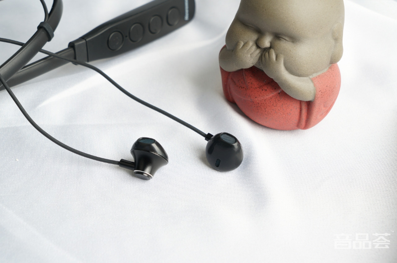 纽曼蓝牙耳机q12,纽曼耳机蓝牙版测评