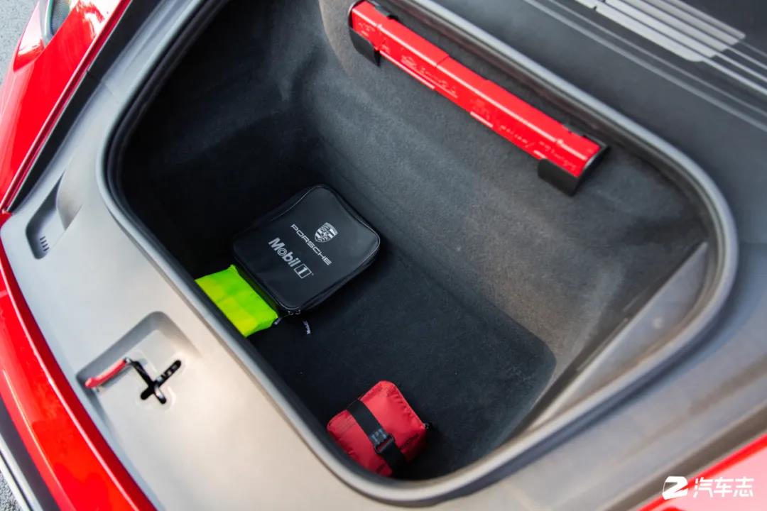 保时捷911carreracabriolet试驾,保时捷911carrera4s敞篷