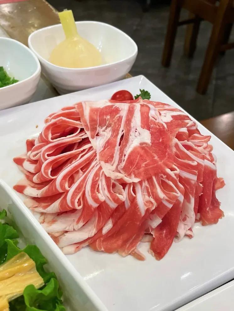 国内专坑游客的8条美食街,国内专坑游客的10条美食街