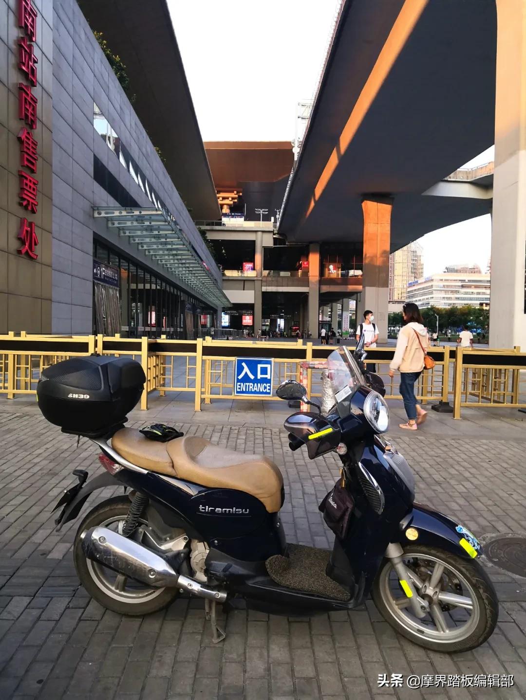 金城踏板125摩托车,金城125踏板商务车