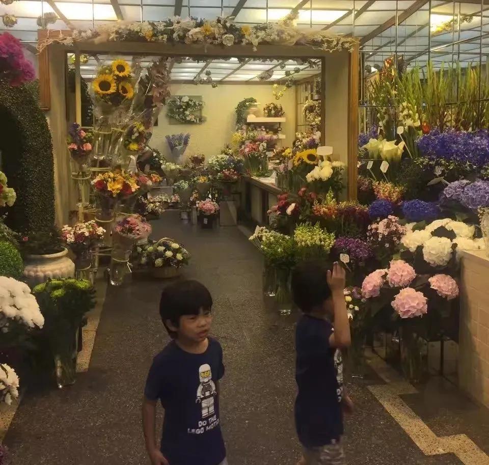 在俄罗斯比较受欢迎的产品,送给俄罗斯女性朋友的最佳礼物