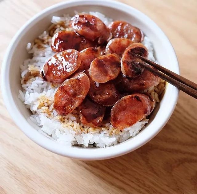 广东腊肠粗的好还是细的好,贵州腊肠和四川腊肠