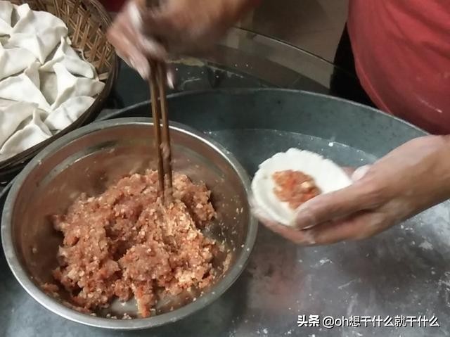 同学都呆了!问:就今天，为什么台山人喜欢吃牛屎?