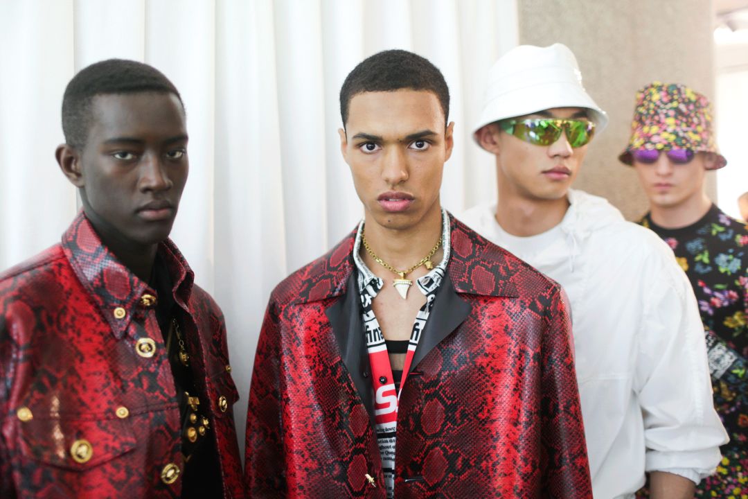 今年最流行的帽子冬款,今年最流行的帽子秋冬