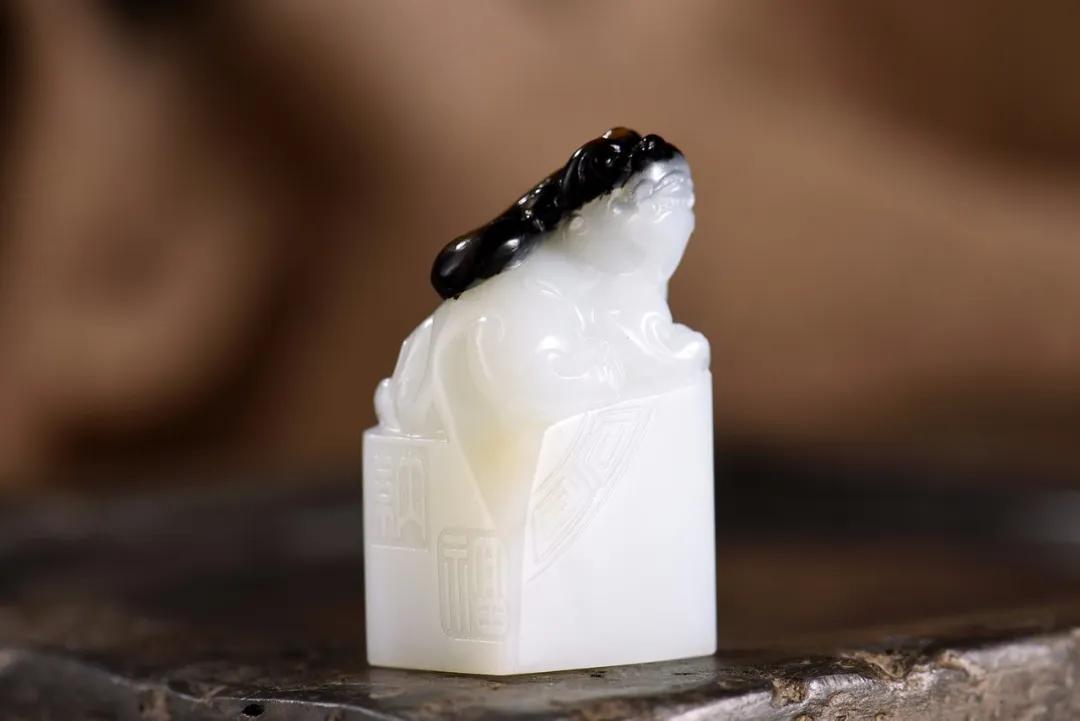 和田玉青花籽料和青花山料的区别,清代的和田玉是山料多还是籽料多