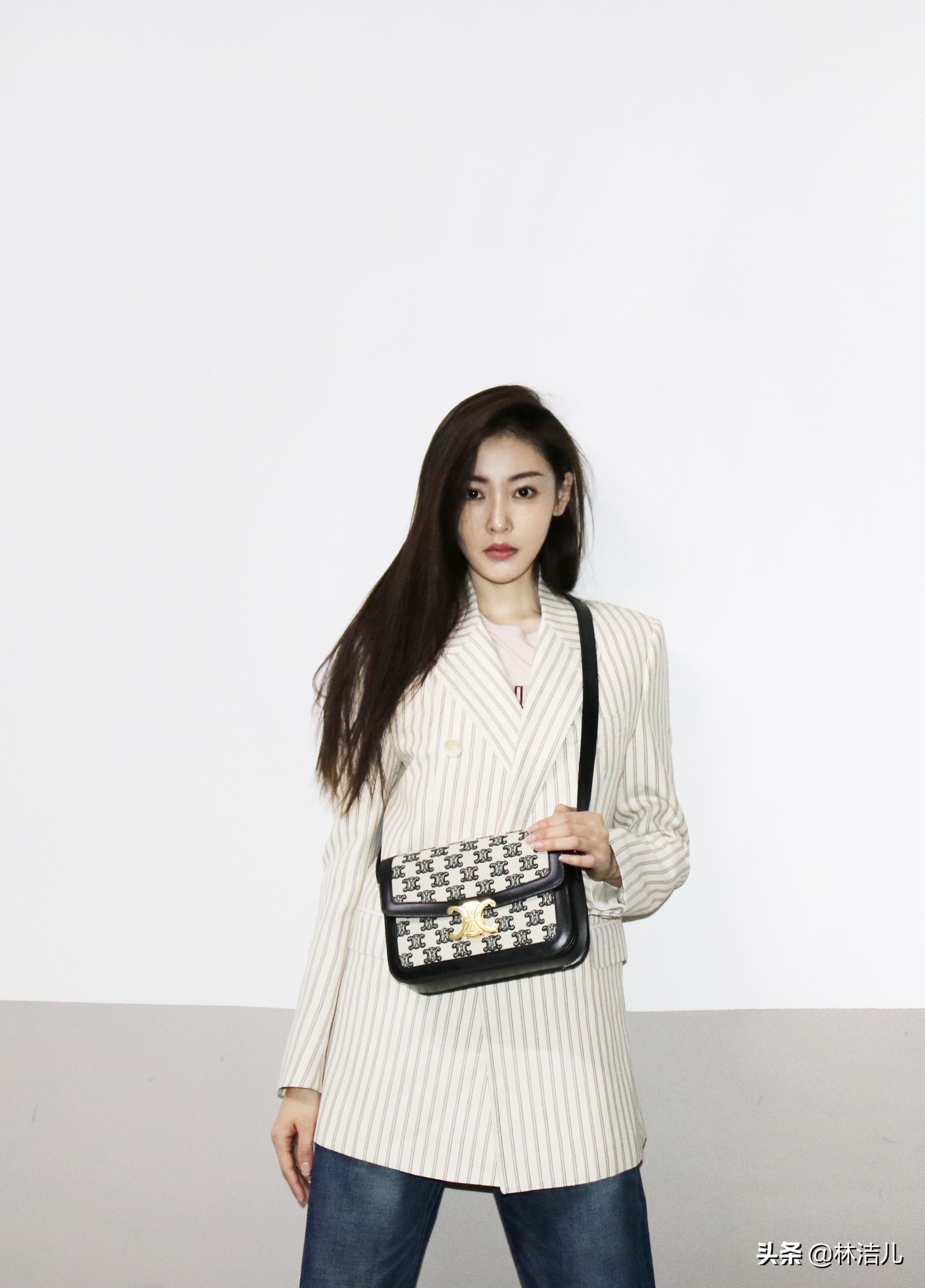 倪妮和lisa,倪妮同款圣罗兰双肩包