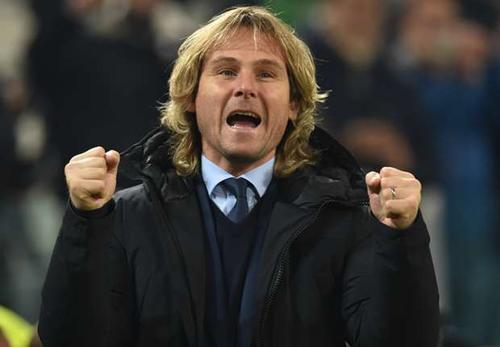 内德维德希望球迷们体谅莫拉塔,希尔哈维要针对德容制定防守策略