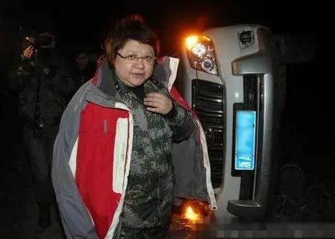 奶奶卖老冰棍,老奶奶卖雪糕帮助大山里的孩子